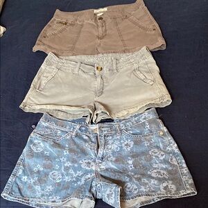 American Eagle Outfitters light green, Women's Jean Shorts - Brown, Gray, Blue